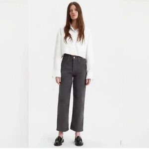 Levi’s Women’s Ribcage Straight Ankle Corduroy Pants